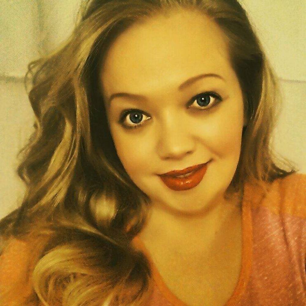 Meet your Posher, Yuliya